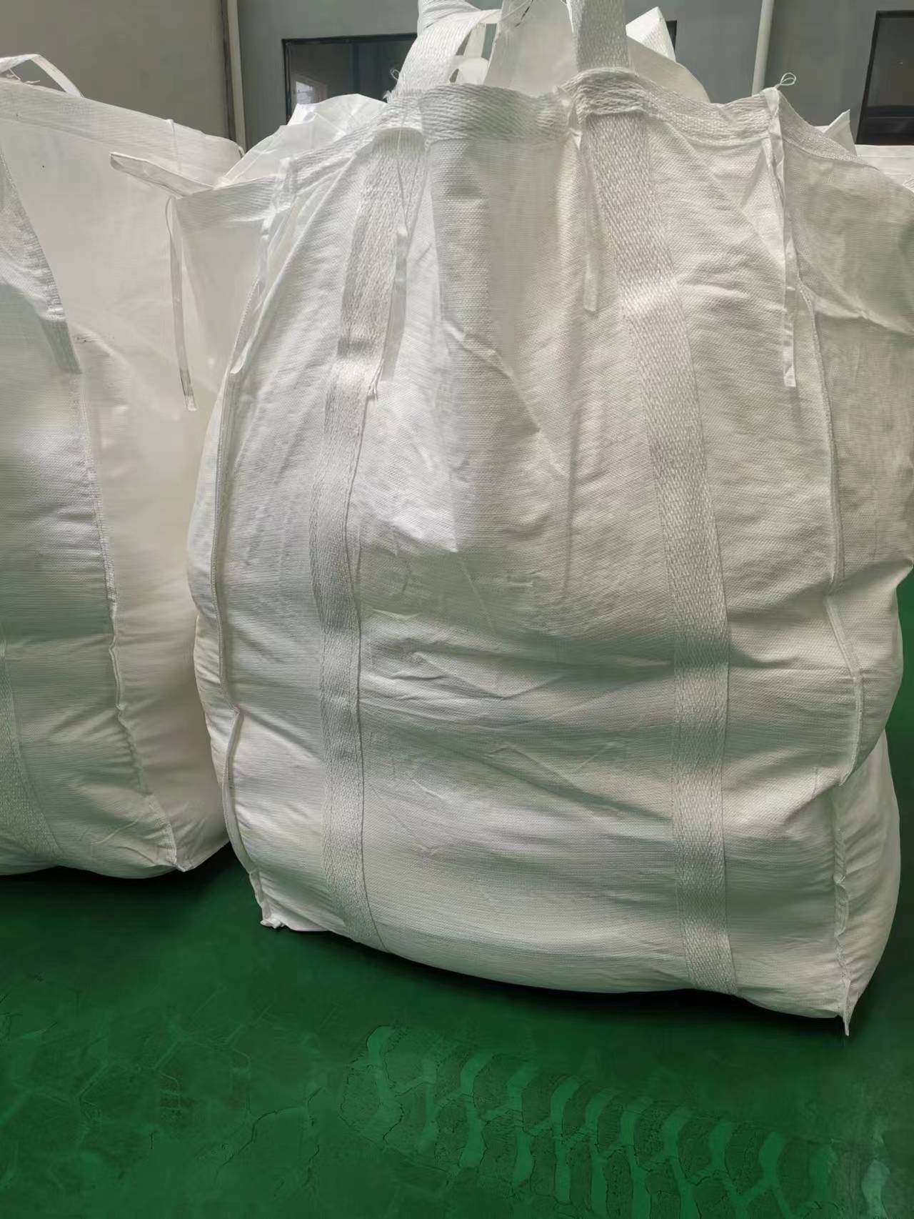 硝酸铬，九水硝酸铬
